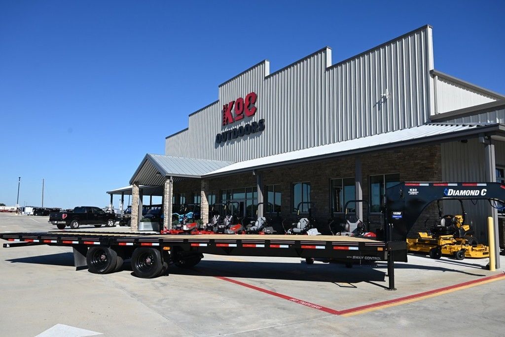2027 Diamond C FMAX 210 25K HYD DOVETAIL PACESETTER 32' X 102" in caldwell TX