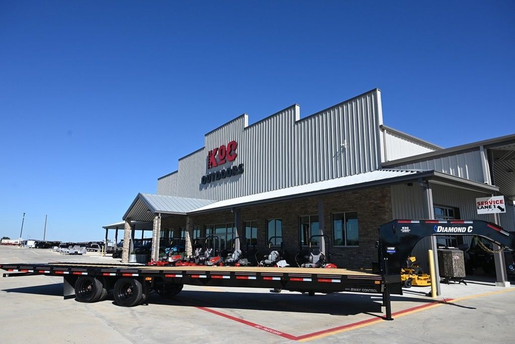 2027 Diamond C FMAX 212 25.9K HYDRAULIC DOVETAIL PACESETTER 35' X 102" in caldwell TX