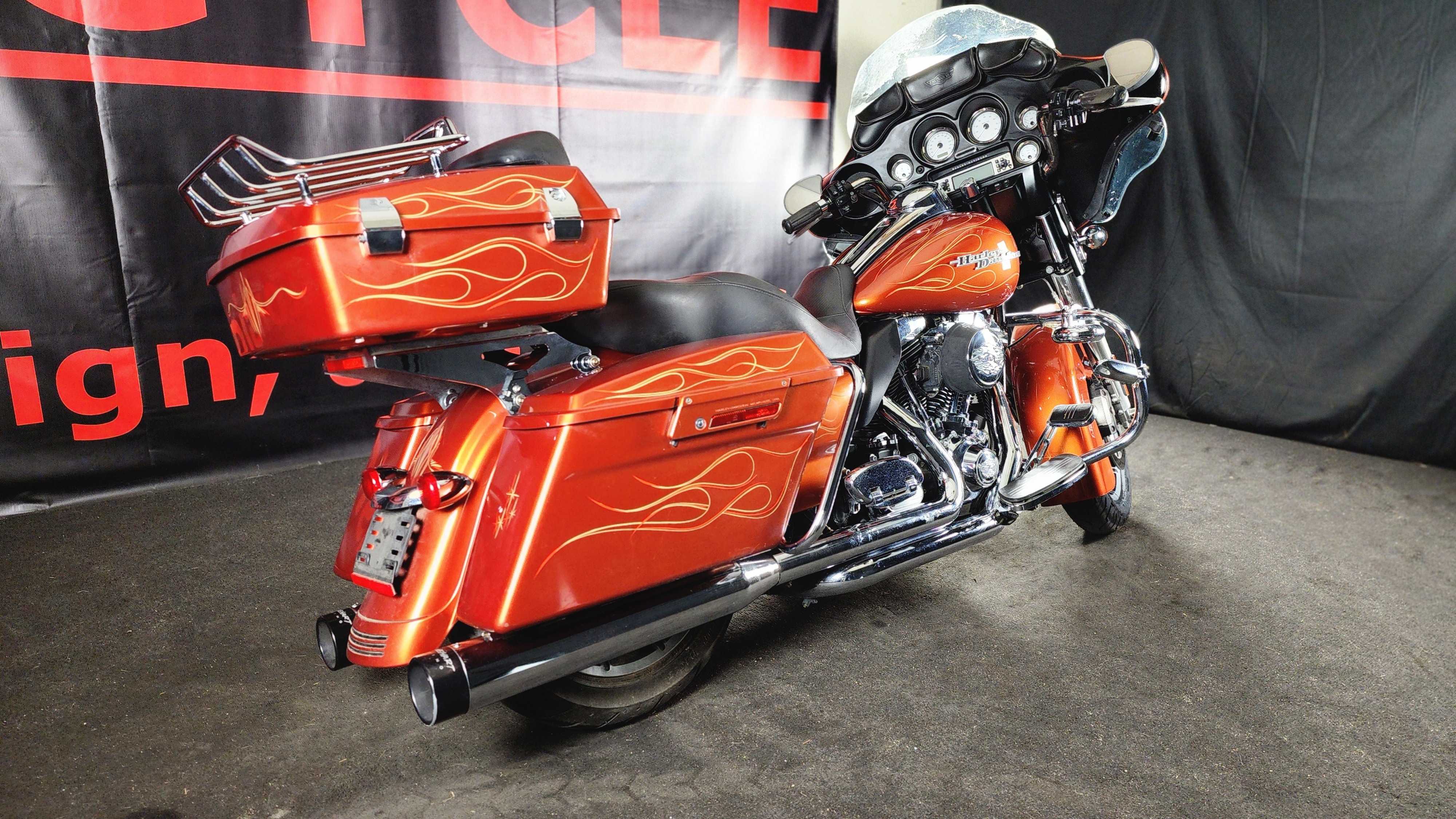 2011 Harley-Davidson FLHXI in fayetteville NC