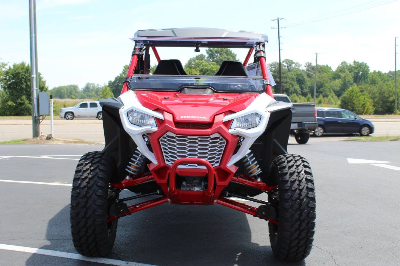 A photo of this 2026 Honda Talon 1000X-4