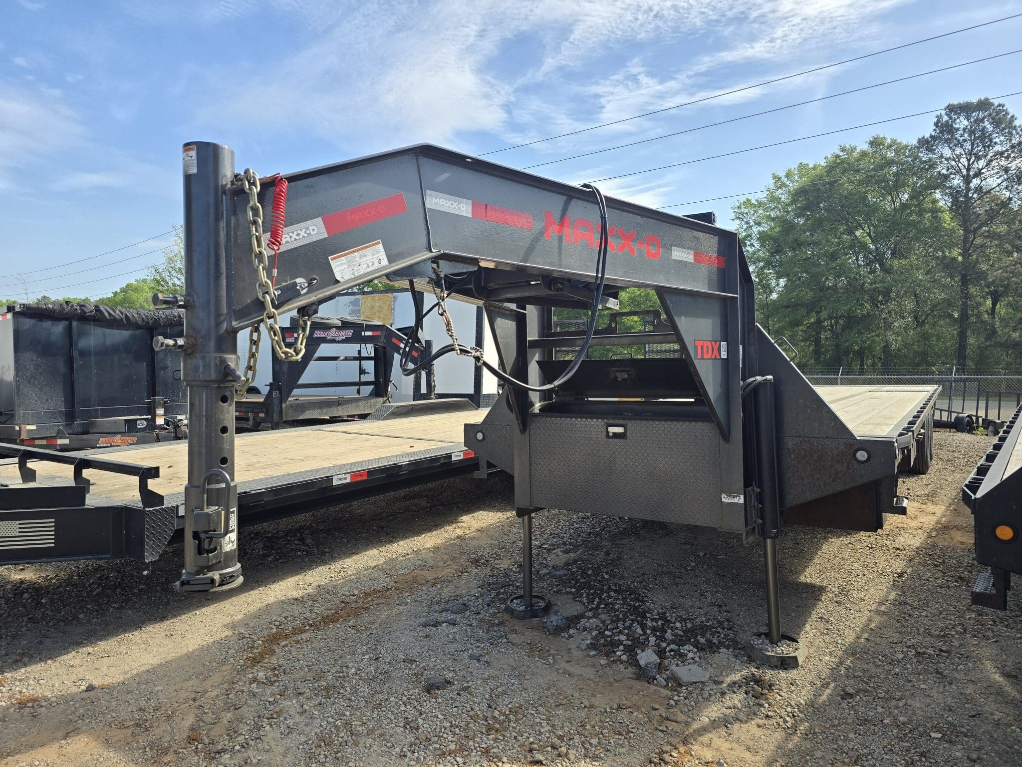 2024 MAXX-D Trailers USED 8.5x36' 12T Gooseneck DeckOver Equipment Trailer in Byron, GA
