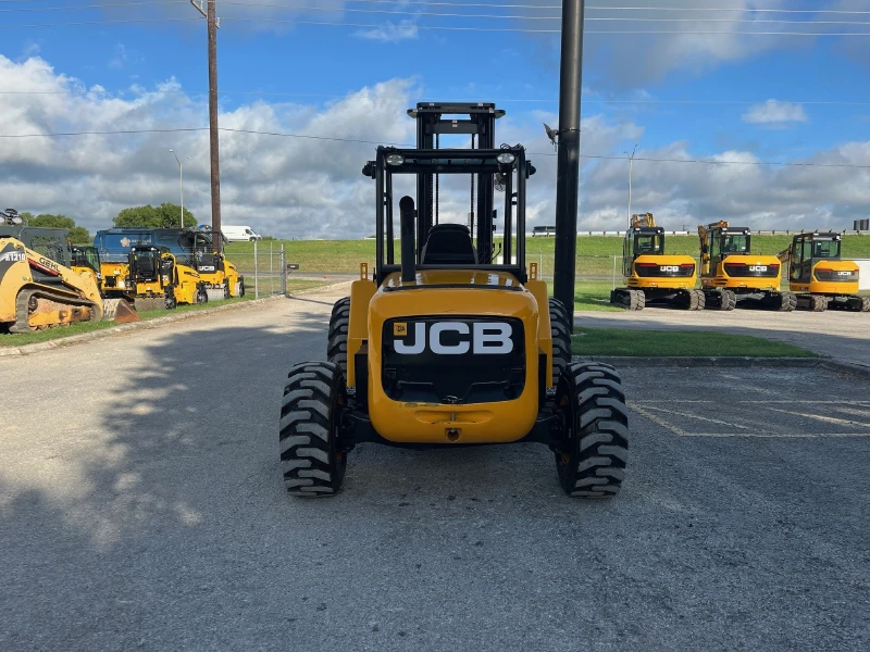 2026 JCB 930