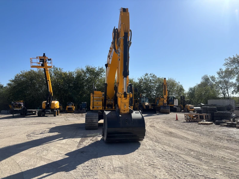 2026 JCB 370X