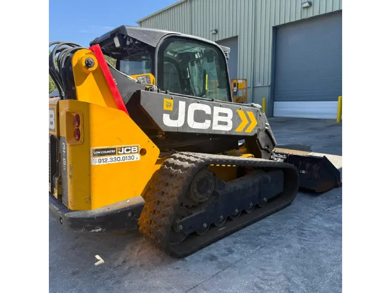 2023 JCB 3TS-8T