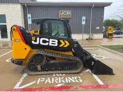 2022 JCB 3TS-8T