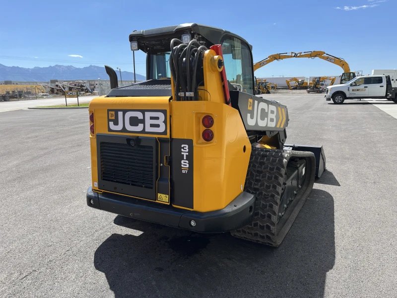 2026 JCB 3TS-8T Teleskid Track Loader