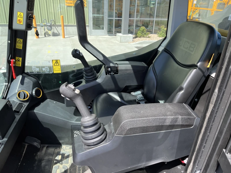 2026 JCB 215 Skid Steer Loader