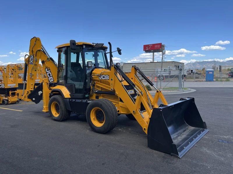 2025 JCB 3CX Compact Backhoe Loader