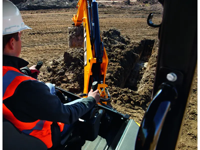 2025 JCB 3CX Compact Backhoe Loader