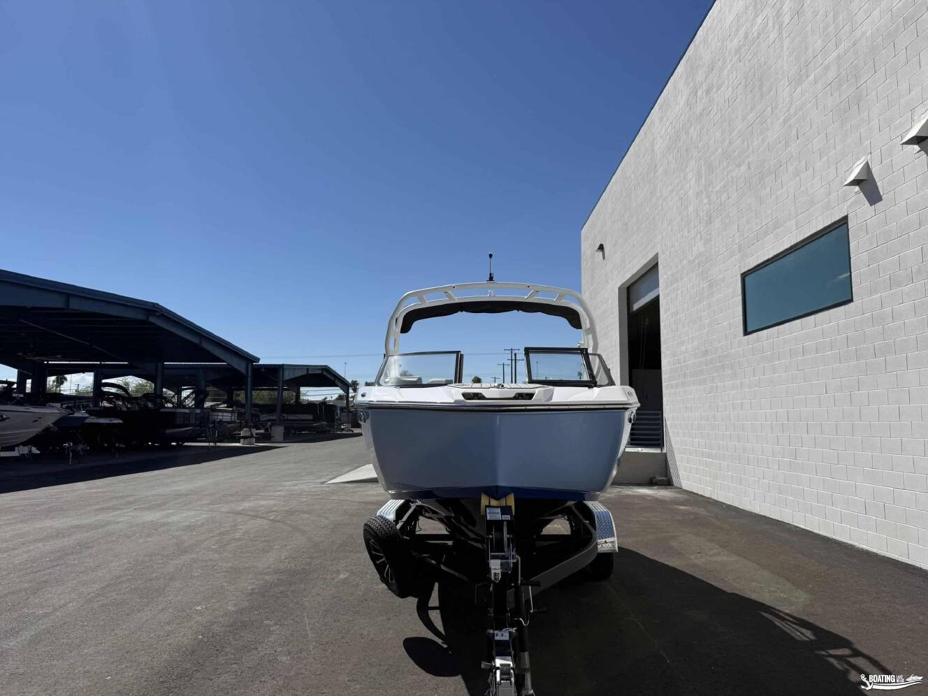 A photo of this 2027 Yamaha Boats 222SE