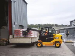 2025 JCB 35-23D Teletruk