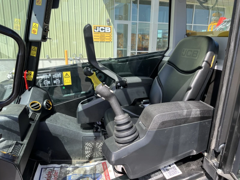 2026 JCB 3TS-8T Teleskid Track Loader