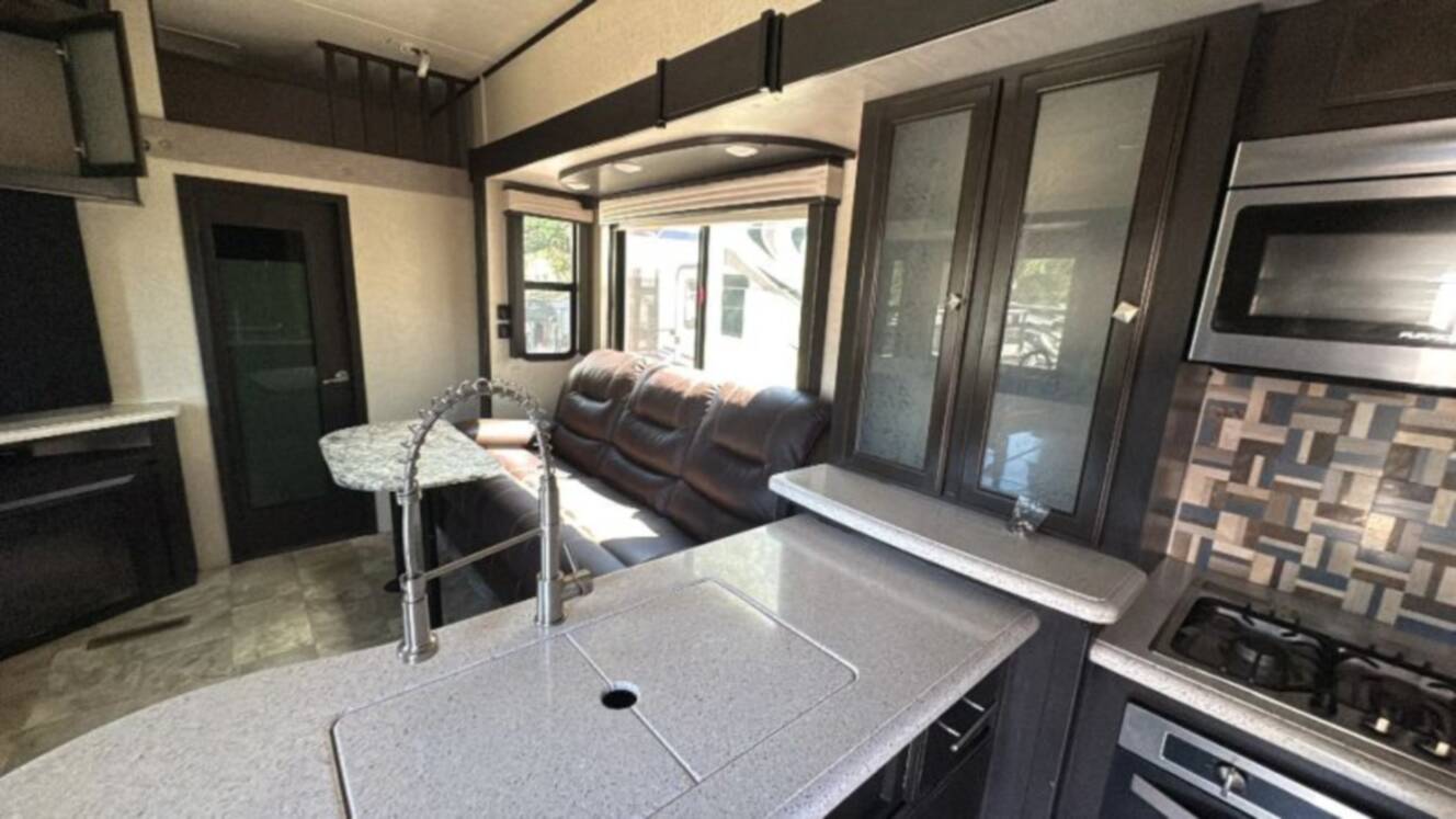 A photo of this 2017 Heartland Road Warrior FW TH 429RW