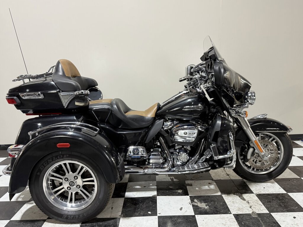 2018 Harley-Davidson TRI GLIDE ULTRA CLASSIC 107 ULTRA CLASSIC in Durham, NC