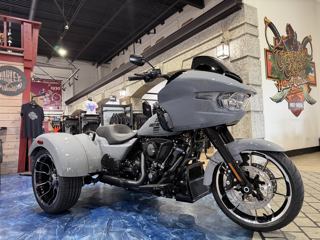2026 Harley-Davidson ROAD GLIDE 3 3 in Stuart, FL