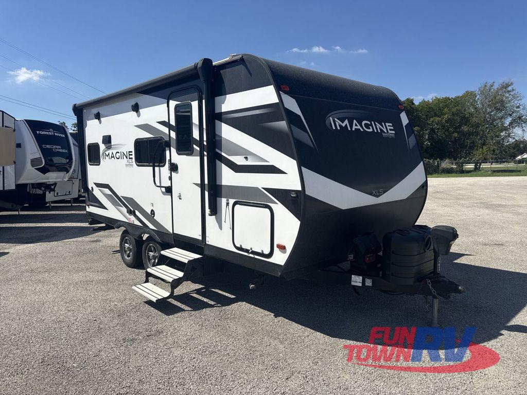 2023 Grand Design Imagine XLS 17MKE in cibolo TX