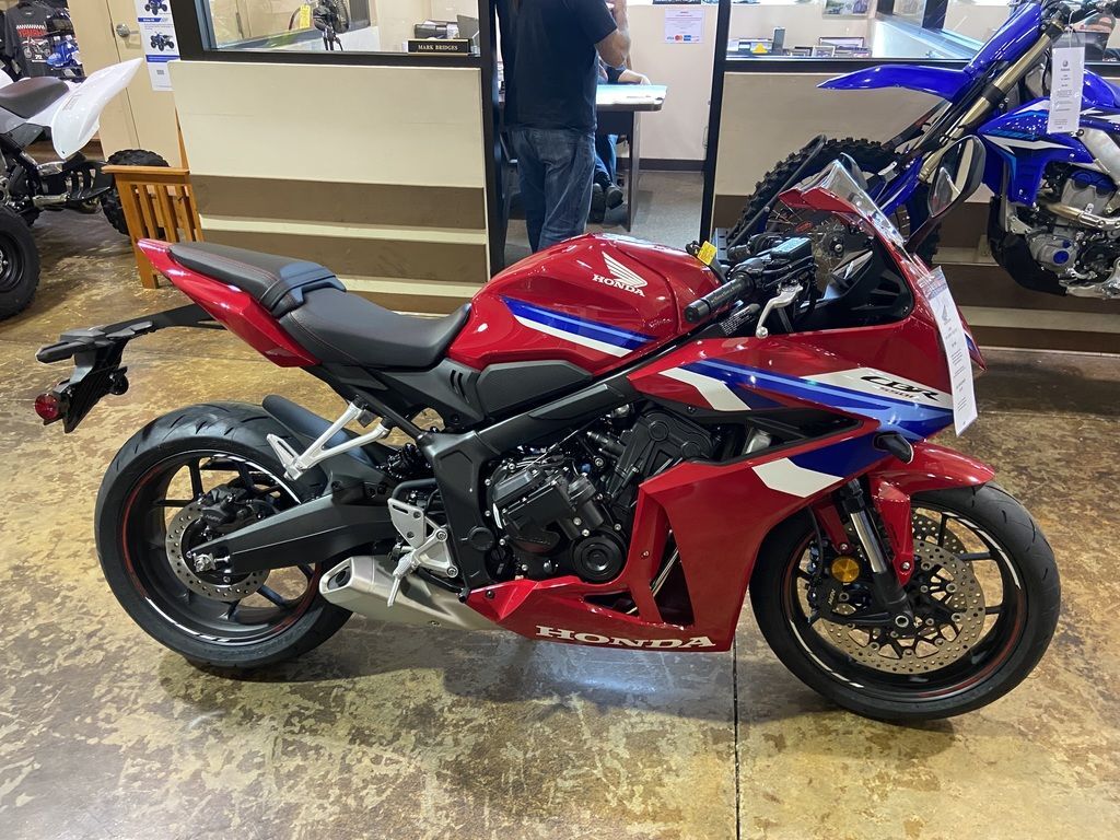 2026 Honda® CBR650R E-Clutch BASE in Athens, GA