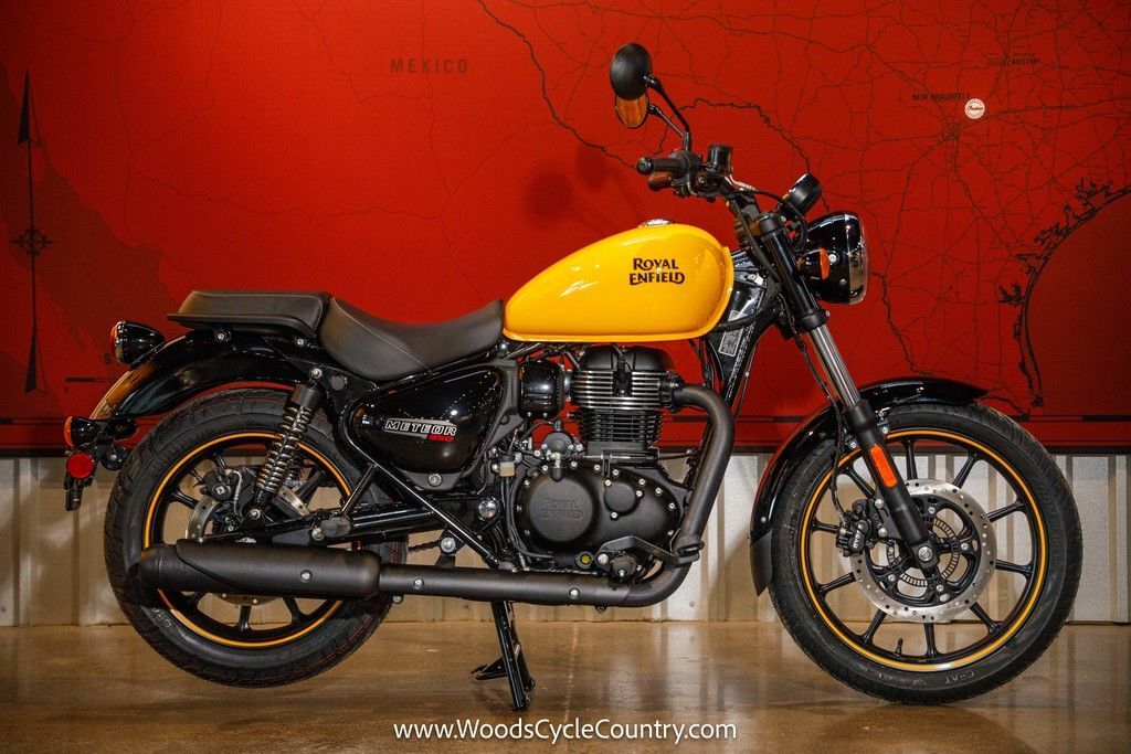 2024 Royal Enfield Meteor 350 Fireball Yellow 350 in New Braunfels, TX