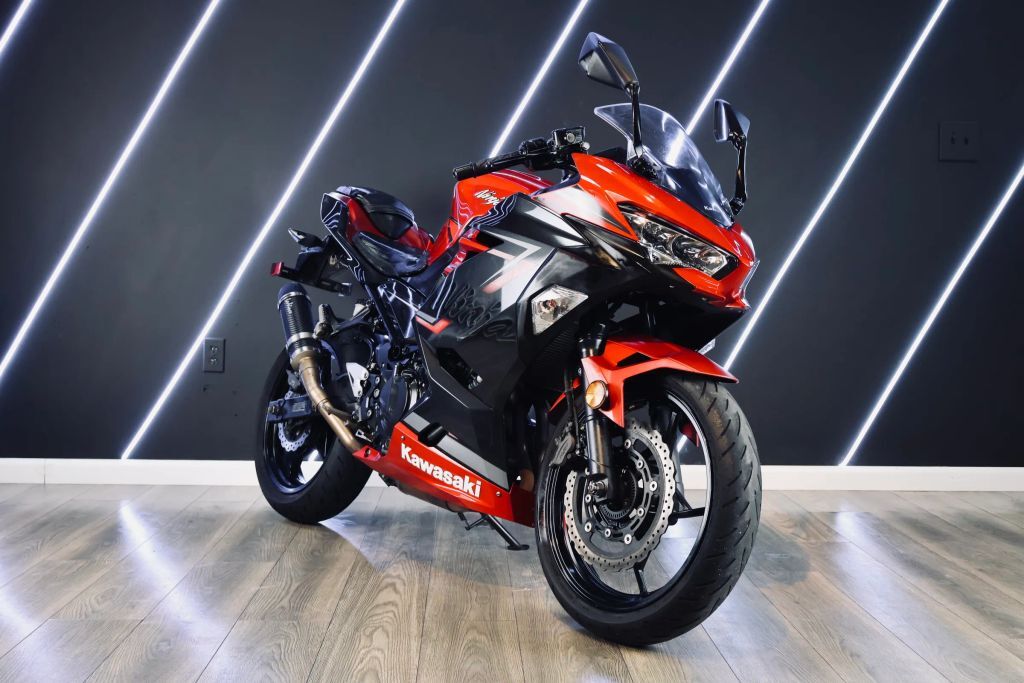 2019 Kawasaki Ninja 400 ABS in hallandale FL