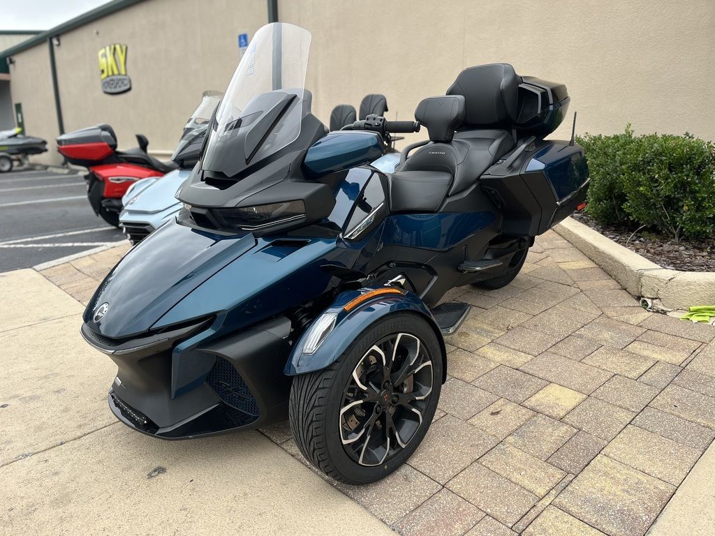 2021 Can-Am Spyder® RT Limited Chrome RT LIMITED in Lakeland, FL