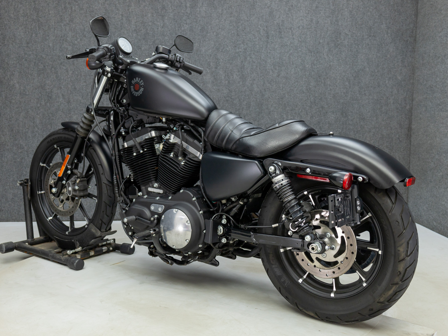 2021 Harley Davidson XL883N SPORTSTER 883 IRON in coxsackie NY