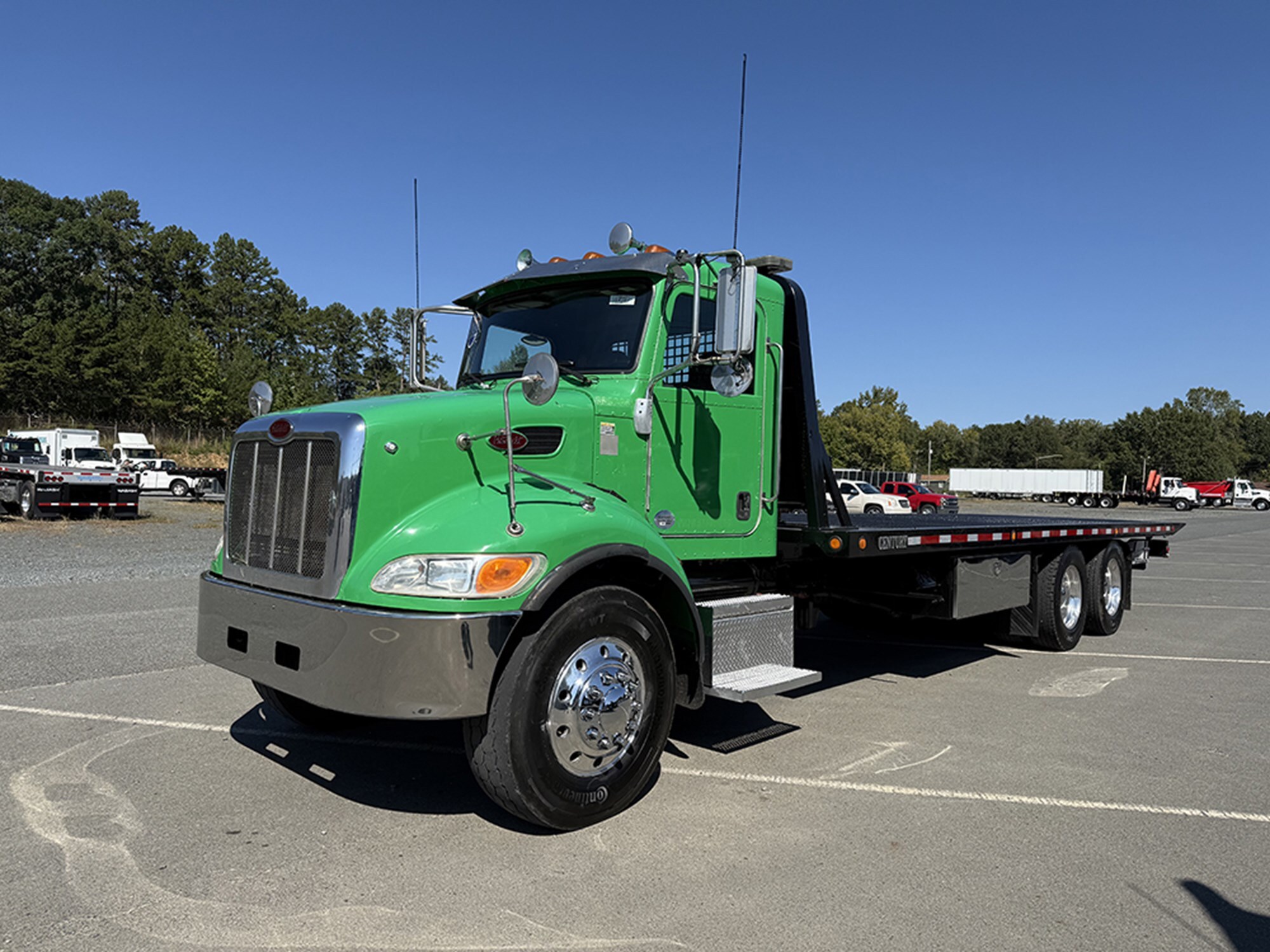 2015 PETERBILT 348 in Albemarle, NC
