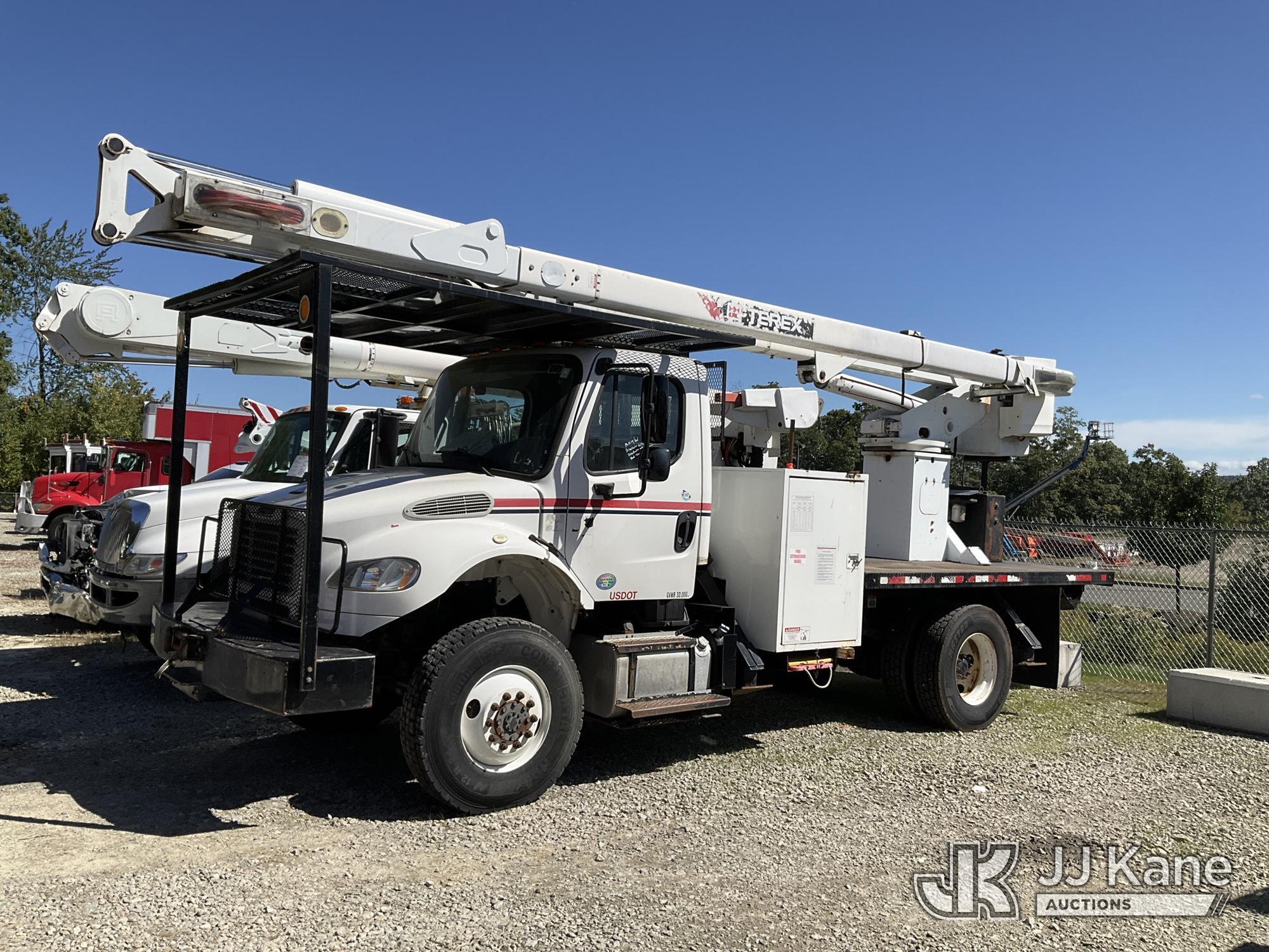 2014 FREIGHTLINER M2 106 4x4 in Shrewsbury, MA