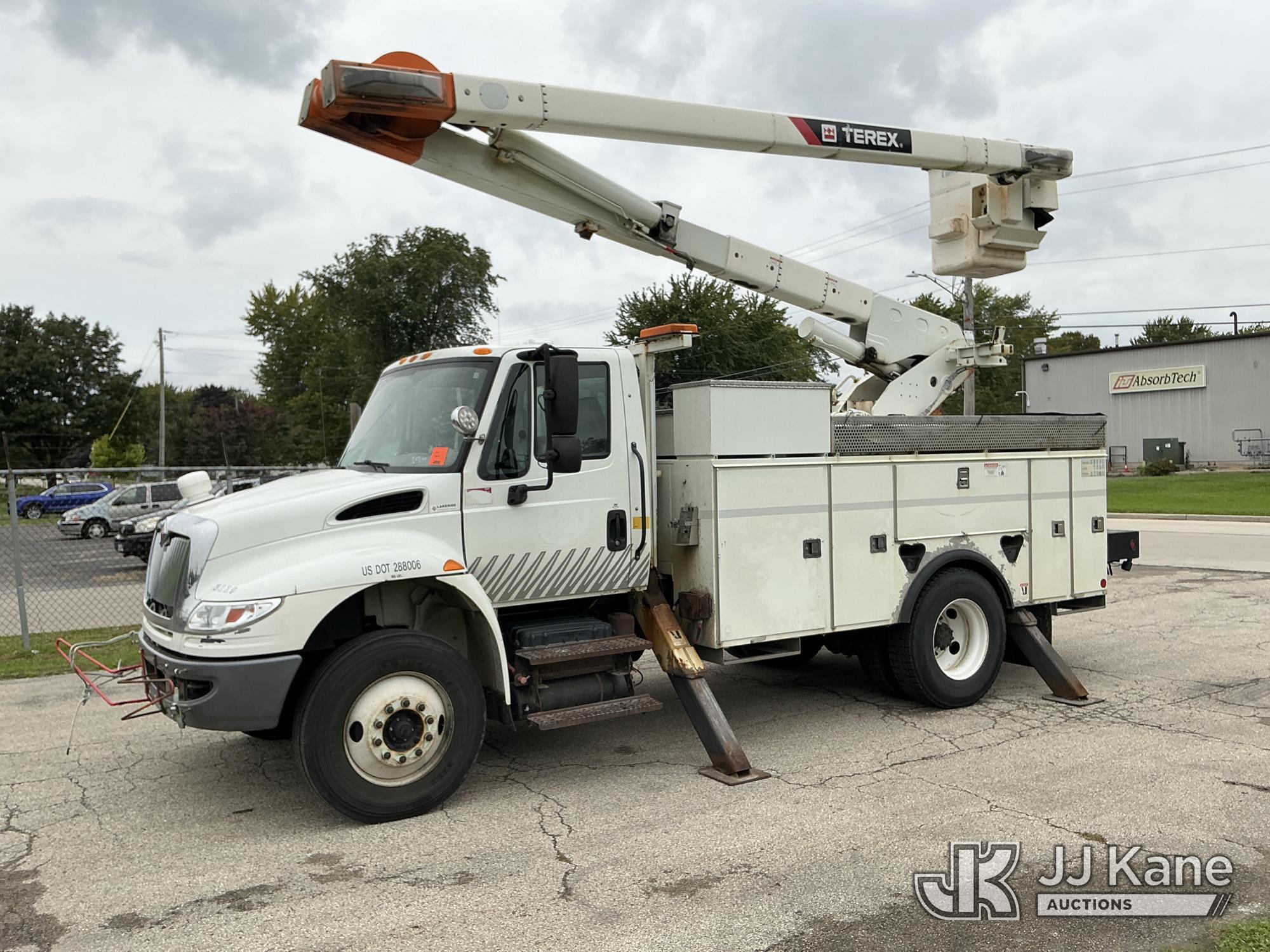 2016 INTERNATIONAL 4300 in Neenah, WI