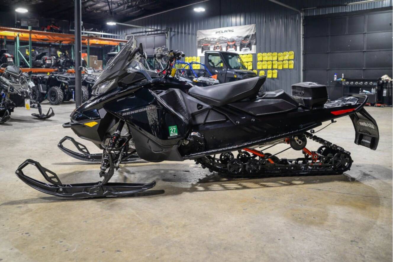A photo of this 2022 Ski-Doo Renegade Adrenaline 850 E-TEC ES RipSaw 1.25