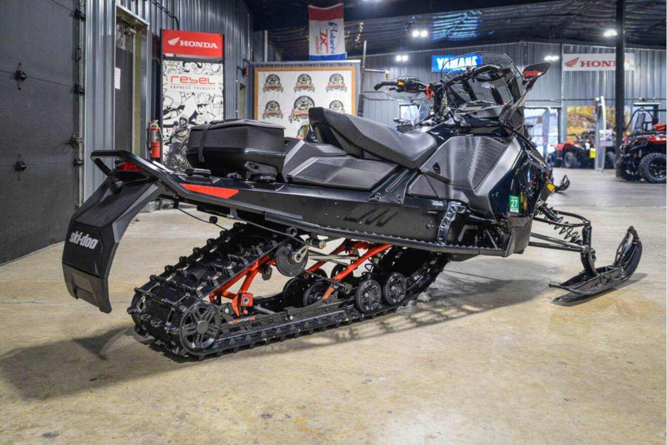 A photo of this 2022 Ski-Doo Renegade Adrenaline 850 E-TEC ES RipSaw 1.25