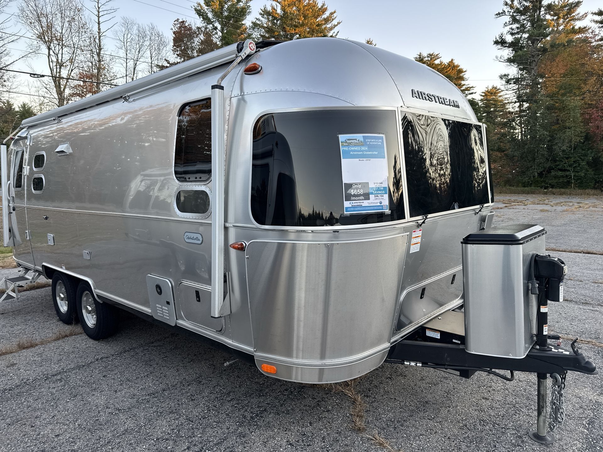 2024 Airstream Globetrotter 25FBT in lebanon ME