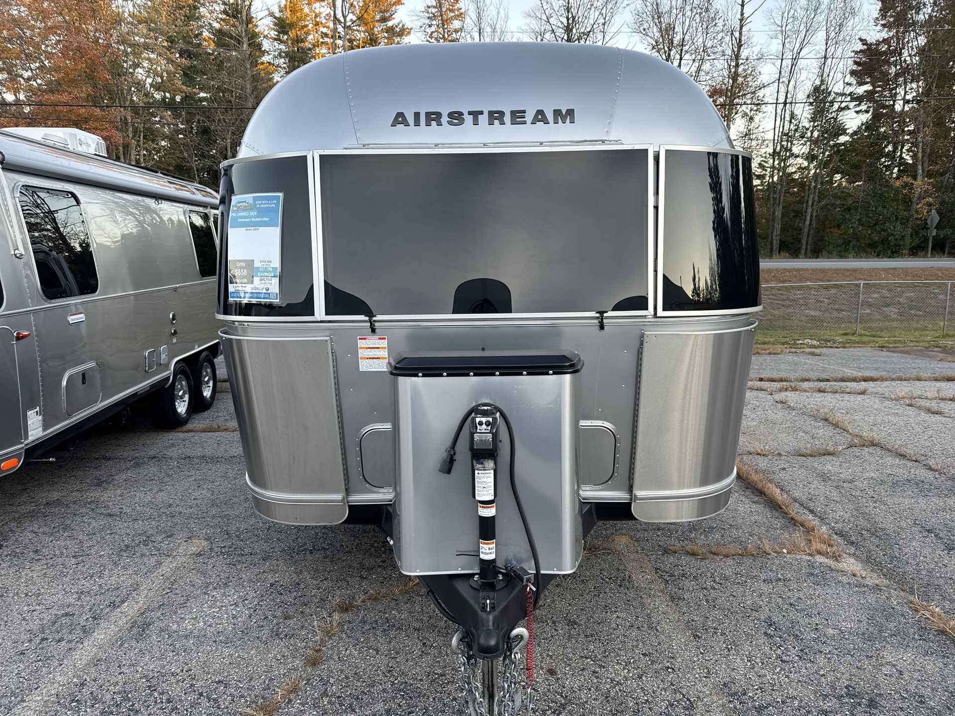 2024 Airstream Globetrotter 25FBT in lebanon ME