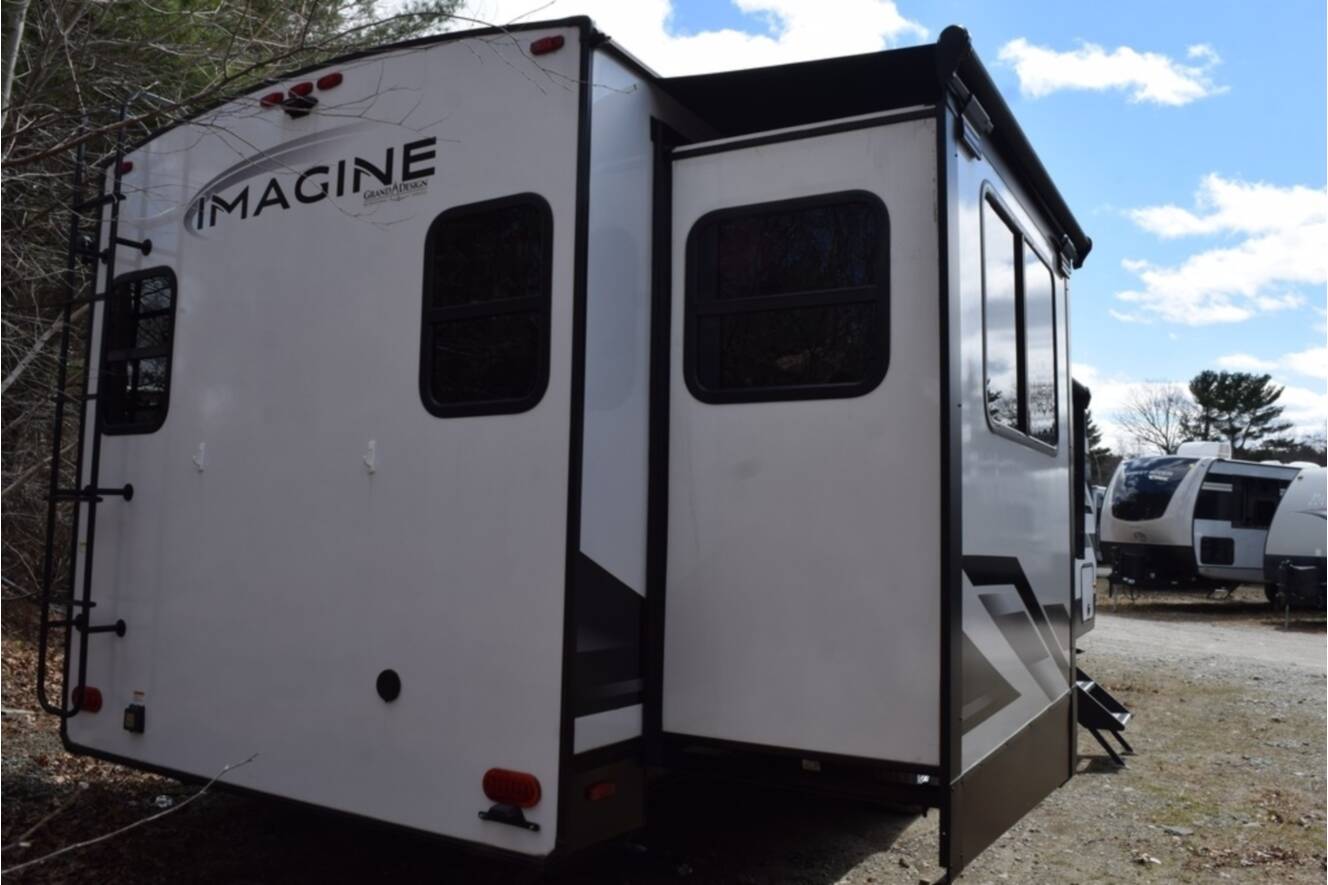 A photo of this 2024 Grand Design Imagine 3100RD
