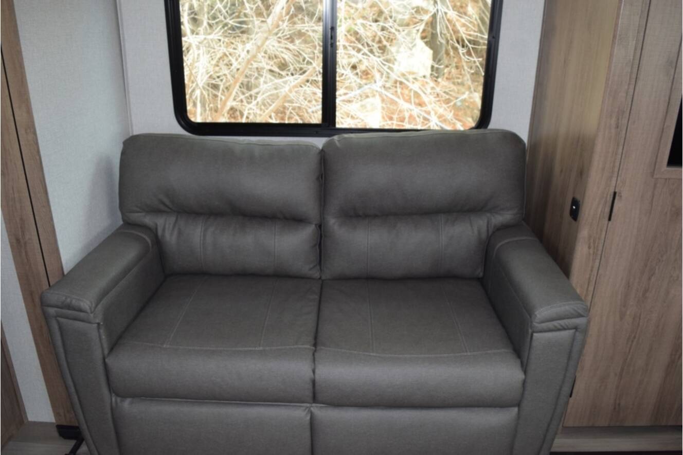 A photo of this 2024 Grand Design Imagine 3100RD