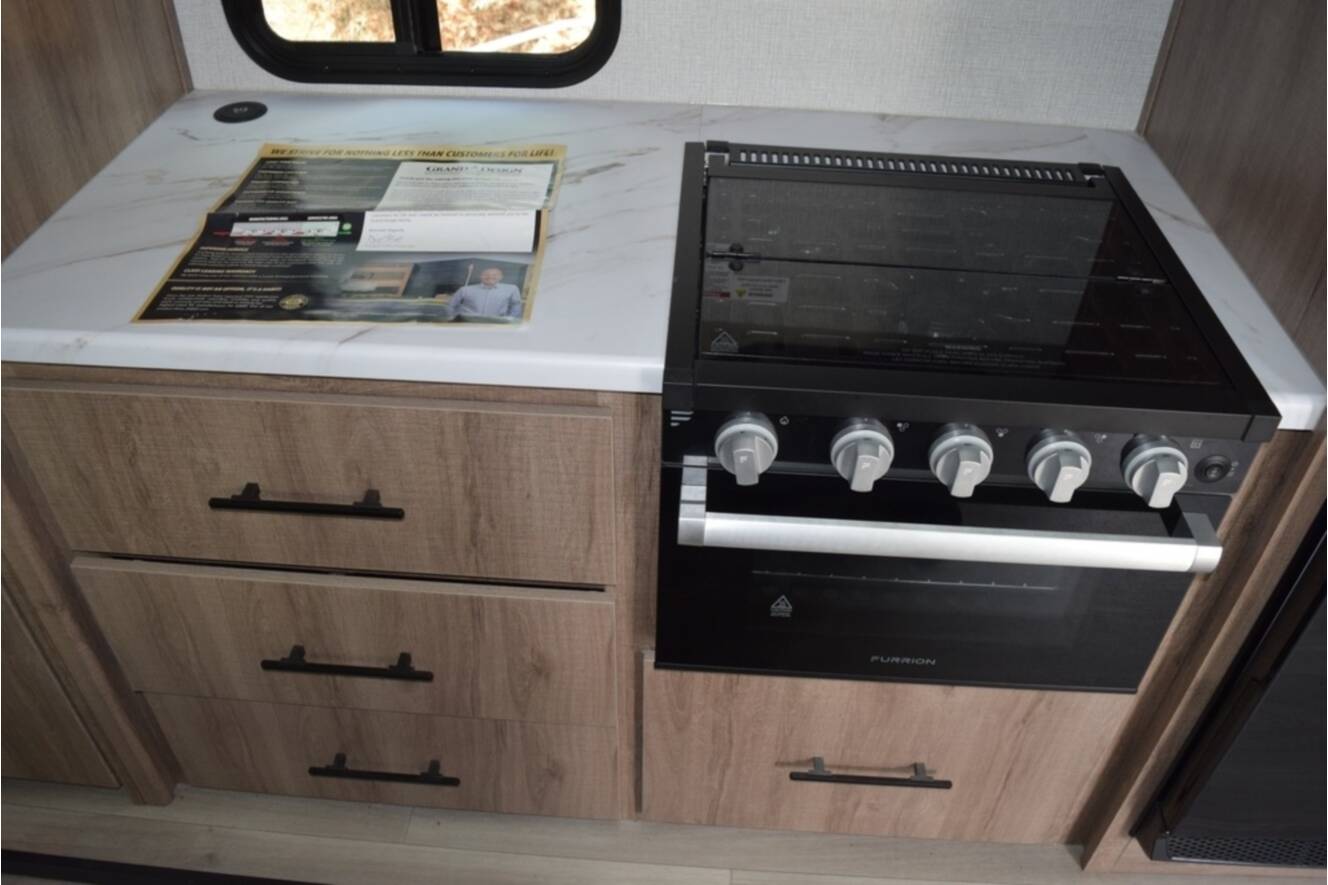 A photo of this 2024 Grand Design Imagine 3100RD