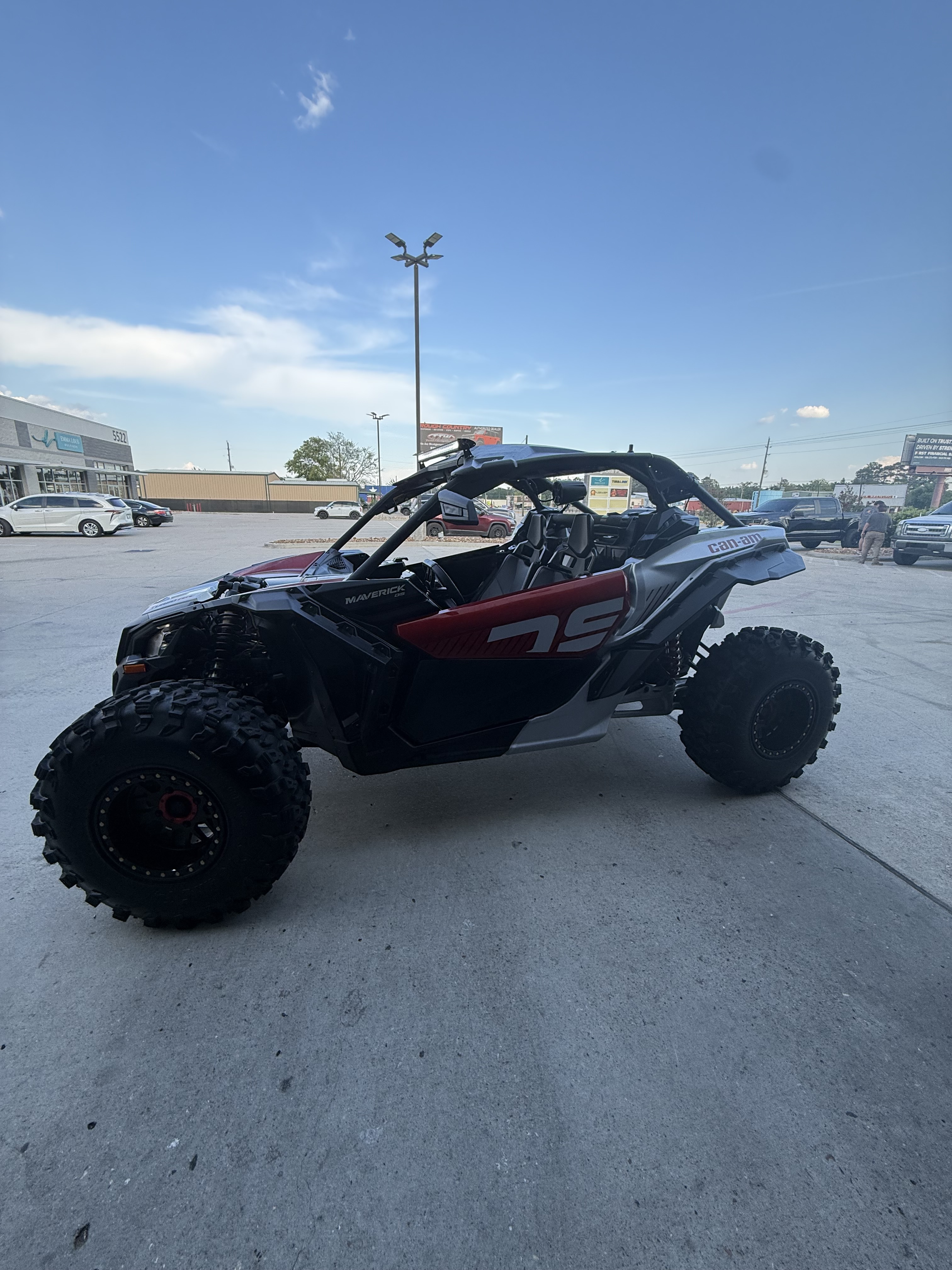 2024 Can-Am MAVERICK X3 DS TURBO RR Recreation/Utility ATV