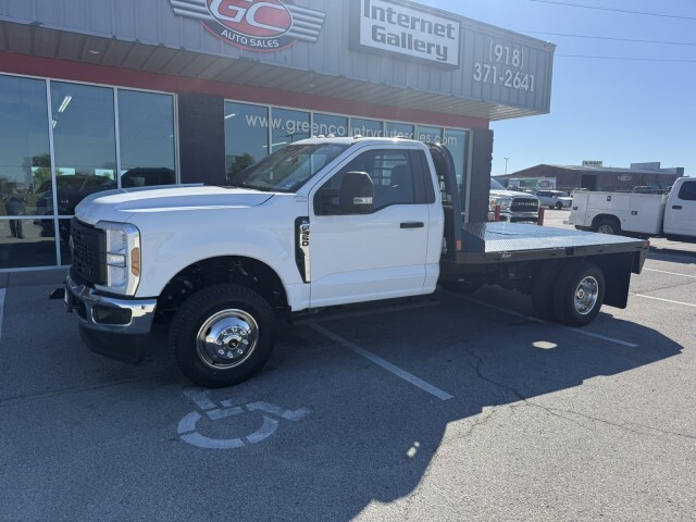 2025 FORD F350 in Collinsville, OK