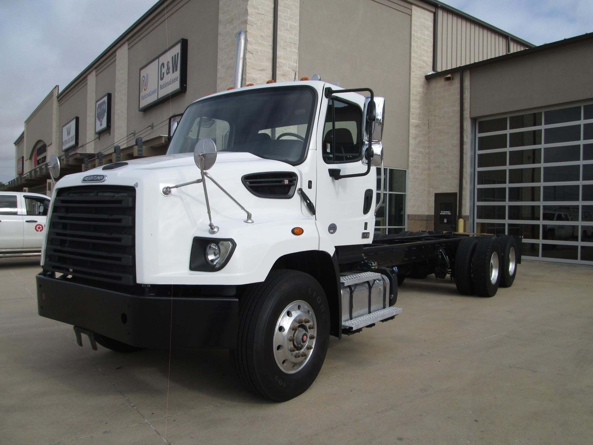 2021 FREIGHTLINER 114 SD in Temple, TX