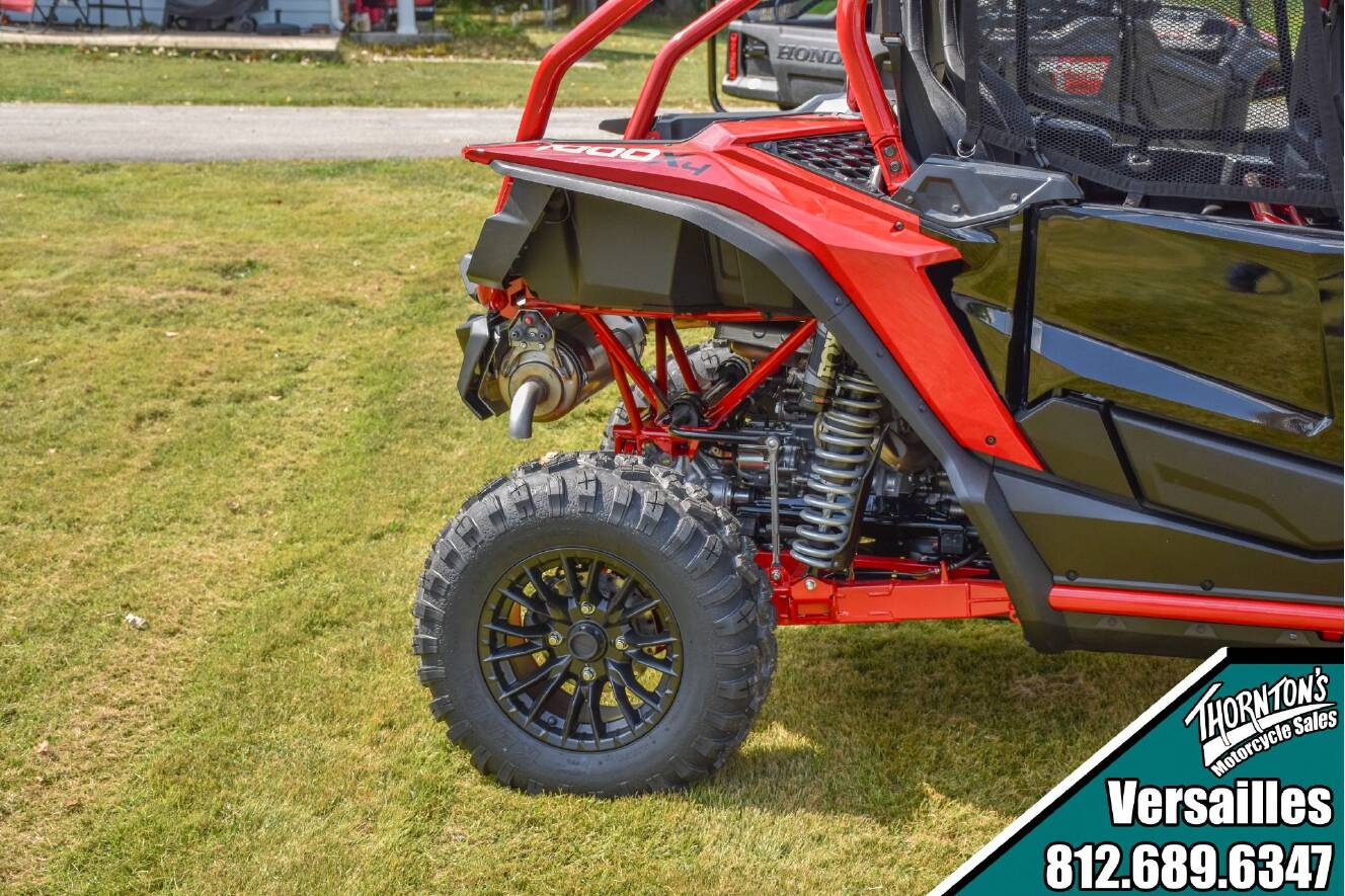 A photo of this 2025 Honda Talon 1000X-4 FOX Live Valve