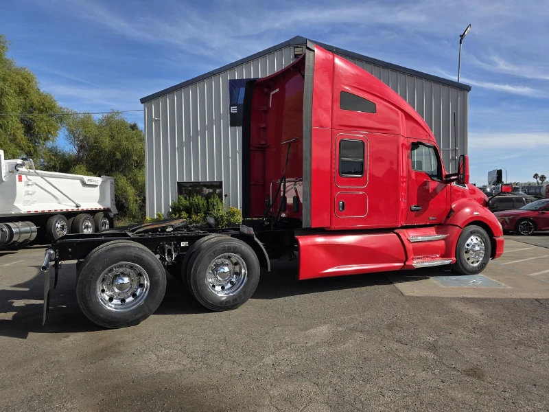 2021 KENWORTH T680