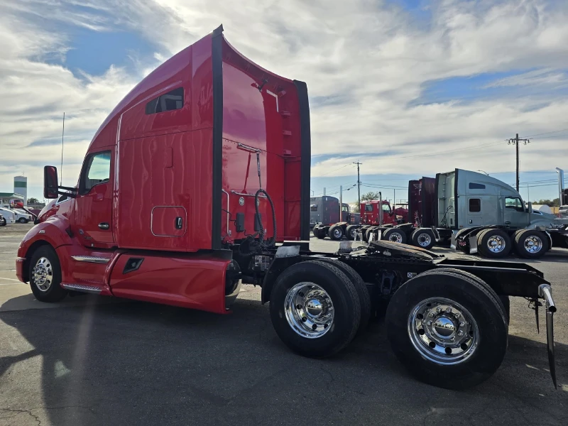 2021 KENWORTH T680