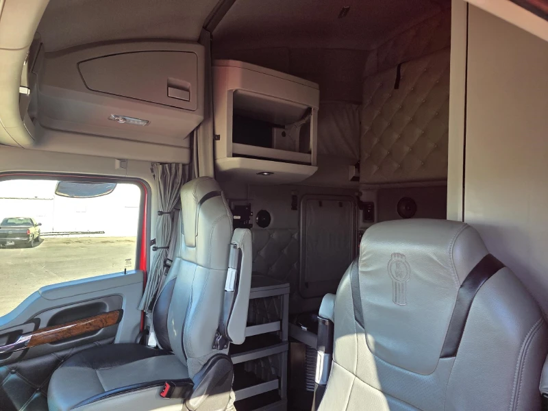 2021 KENWORTH T680