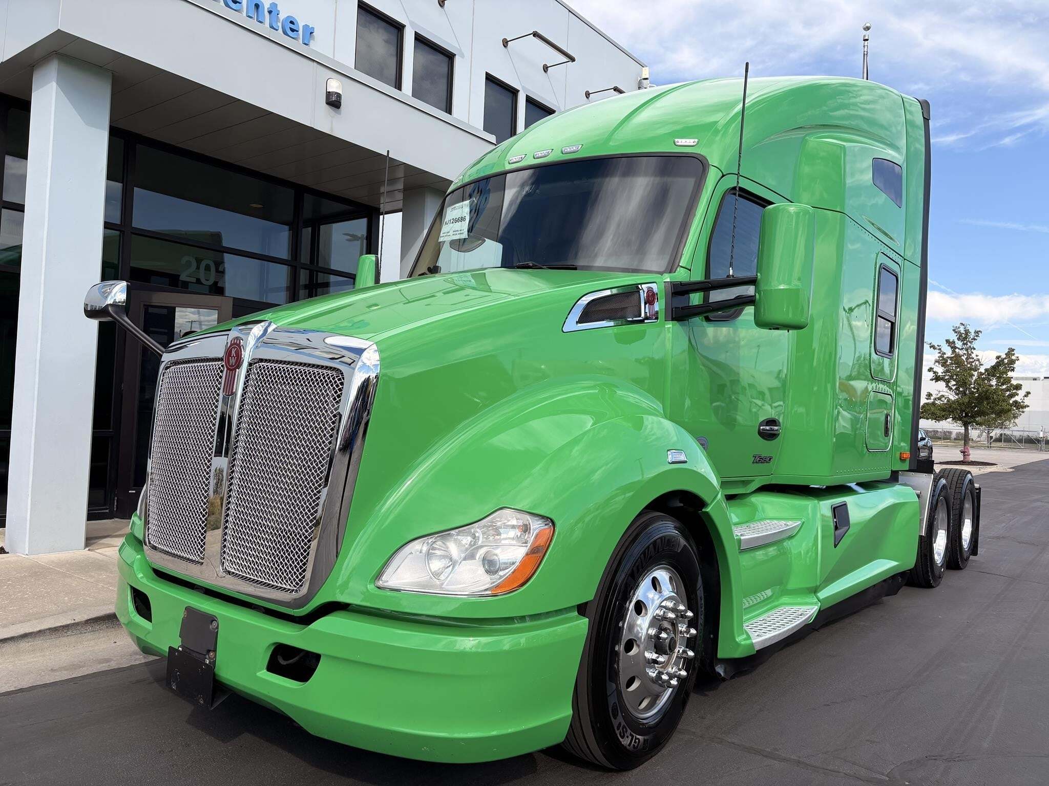 2022 KENWORTH T680 in Salt Lake City, UT