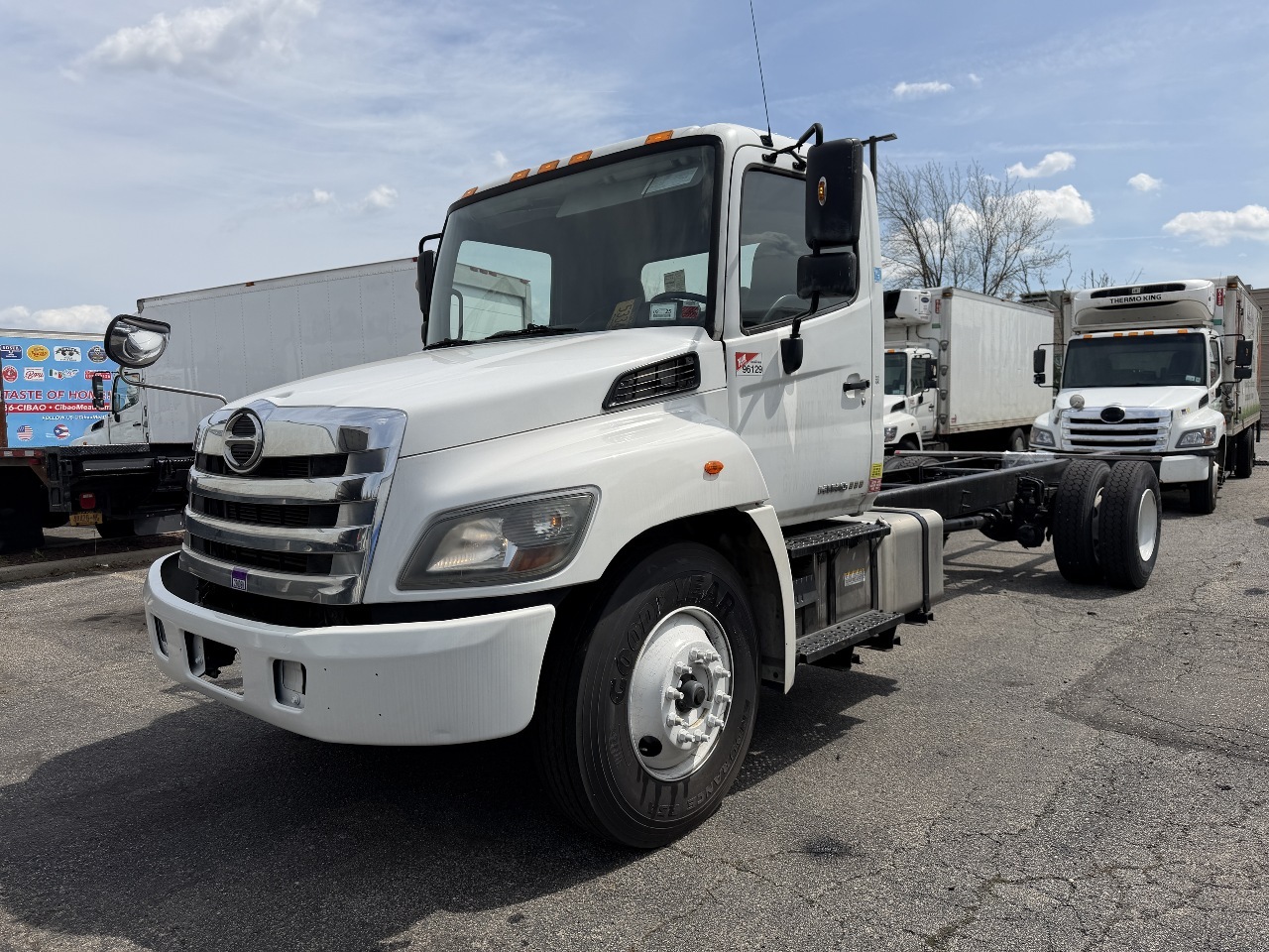 2016 HINO HINO 338 in Plainview, NY