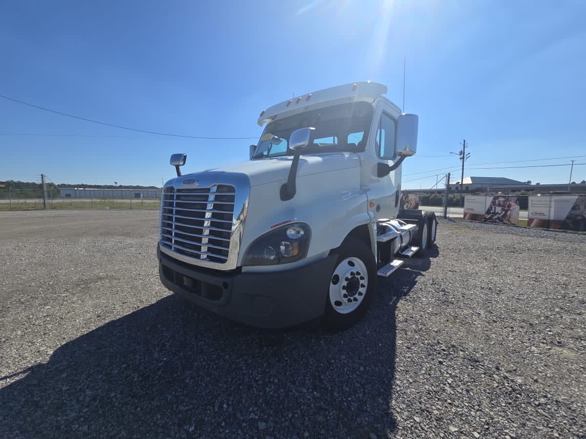 2019 FREIGHTLINER CASCADIA 125 in Birmingham, AL