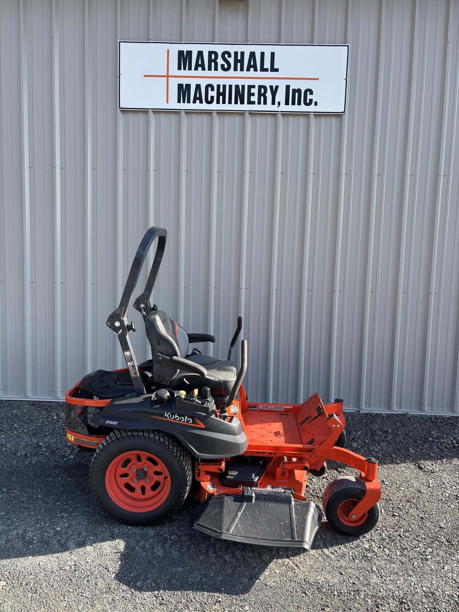 2022 KUBOTA Z422 in Kirkwood, NY