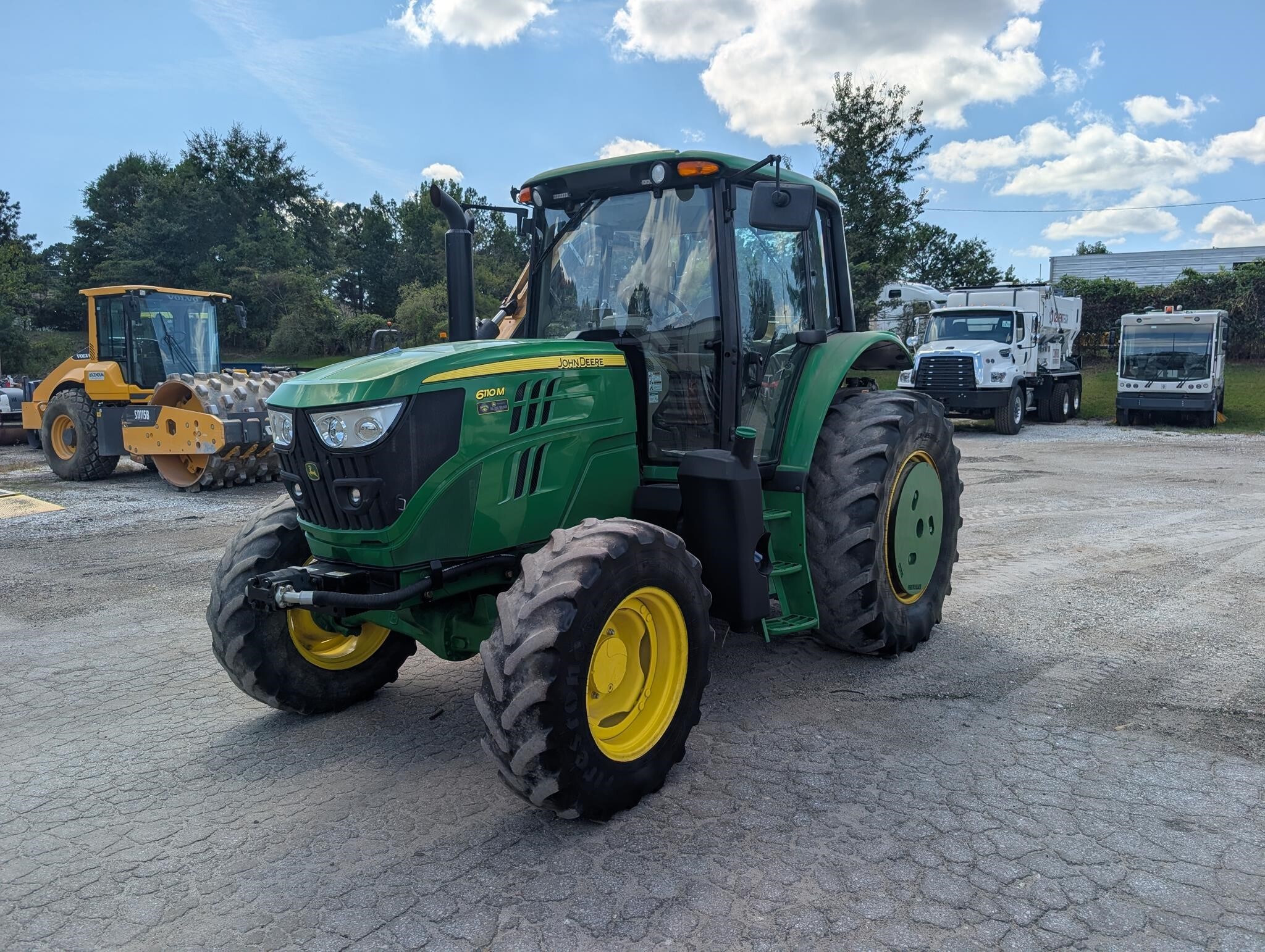 2017 JOHN DEERE 6110M in Morrow, GA