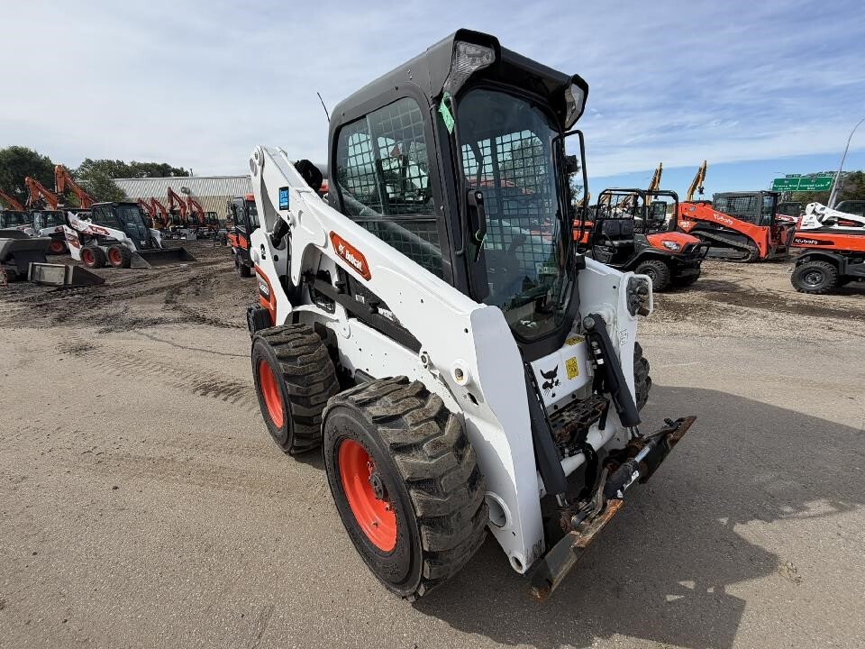 2025 BOBCAT S650 in Anoka, MN