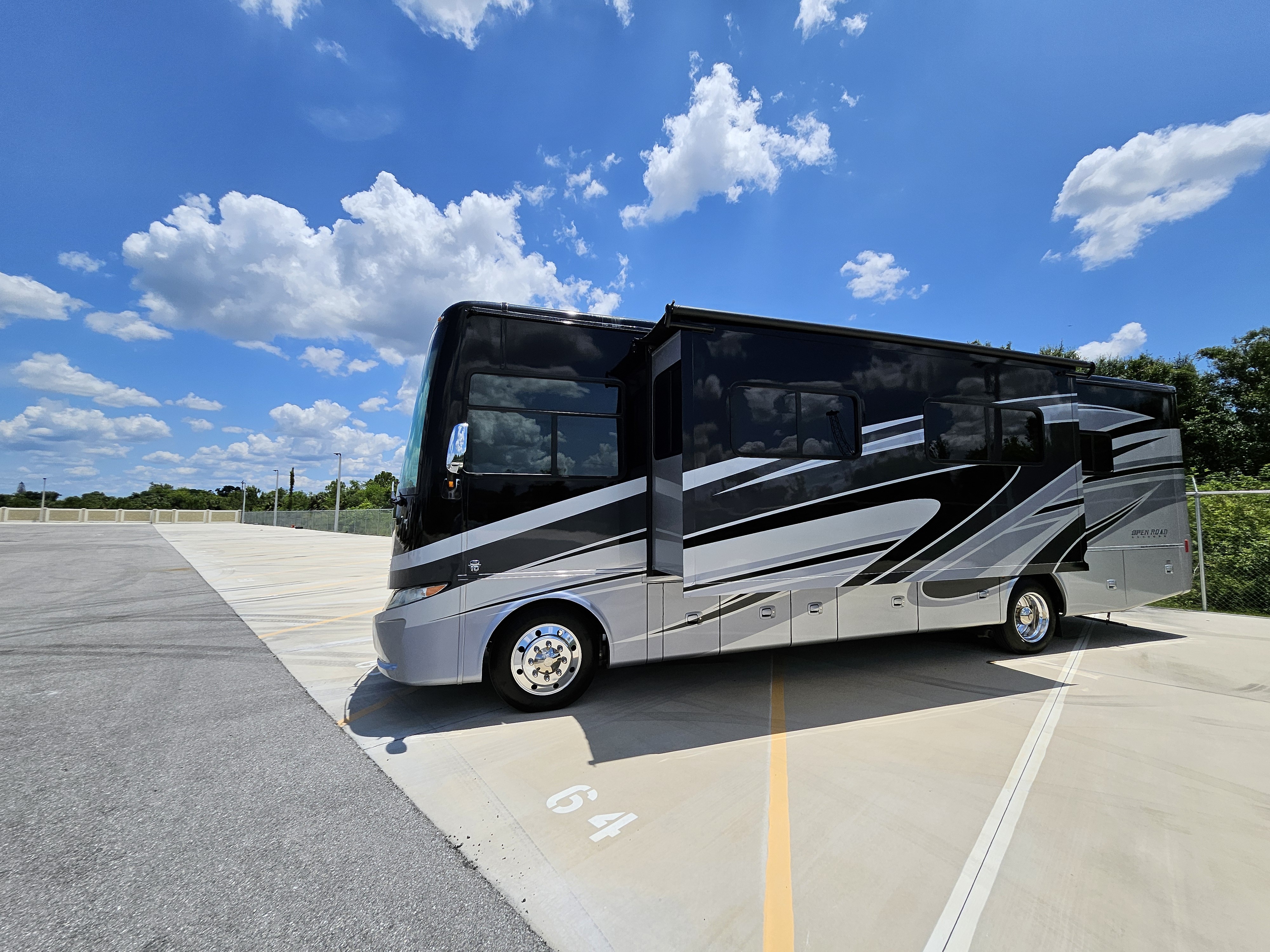2020 Tiffin Motorhomes OPEN ROAD ALLEGRO 32 SA in cape coral FL