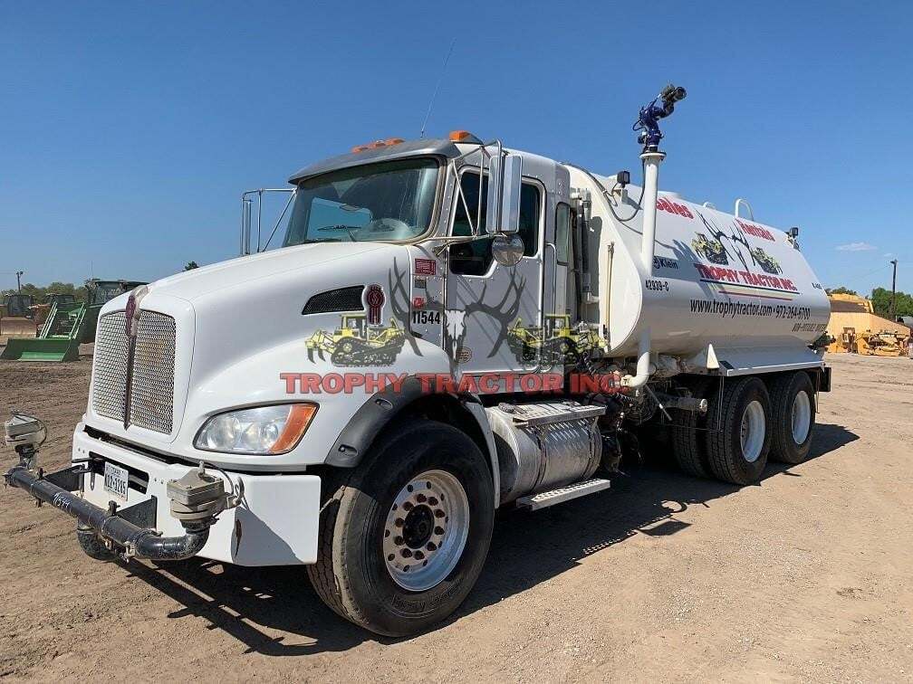 2020 KENWORTH T370 in Burleson, TX